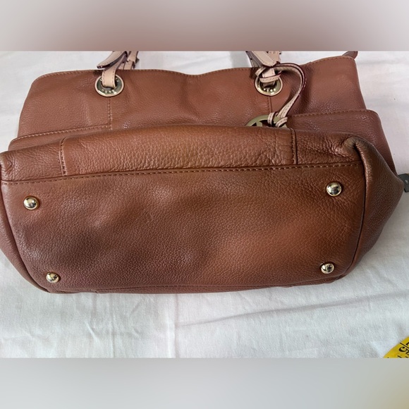 MICHAEL KORS Large Taupe/Brown/Gold Leather Shoulder TOTE BAG PURSE & Wallet Set - Picture 8 of 16